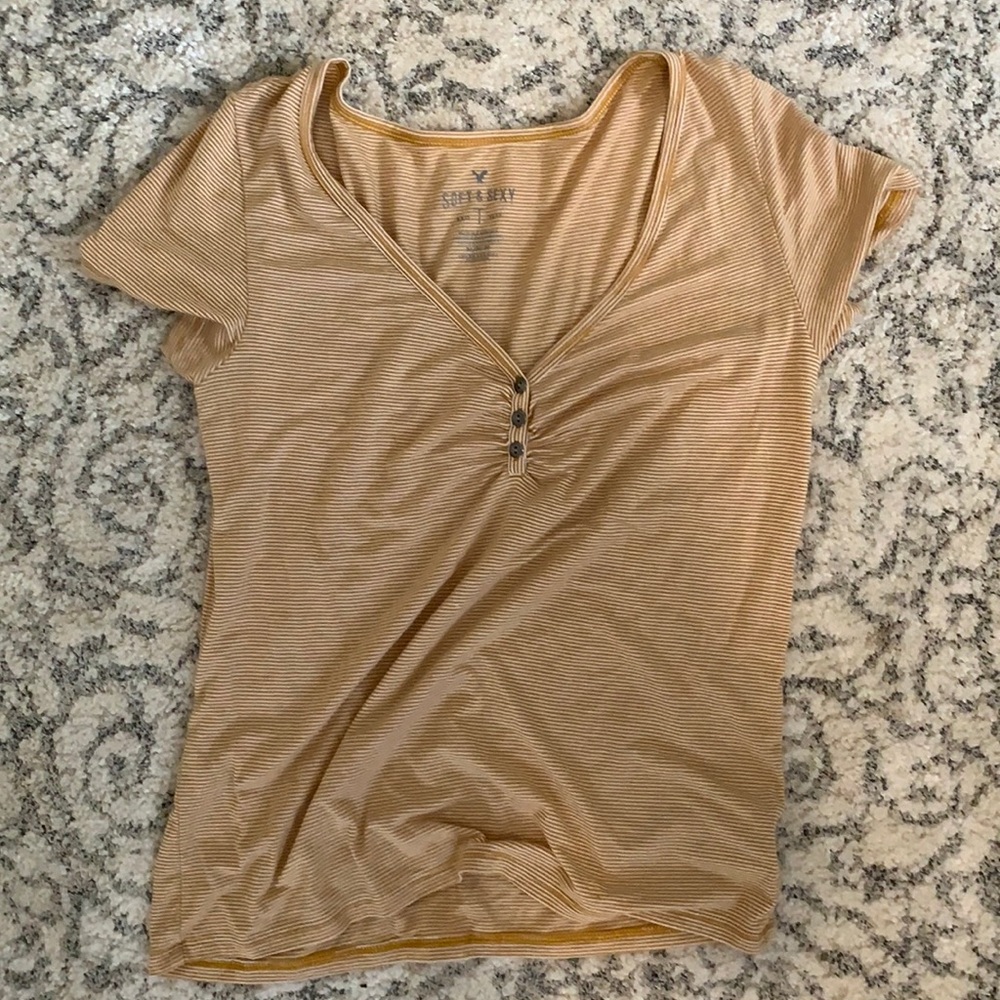 Soft & sexy american eagle t-shirt
